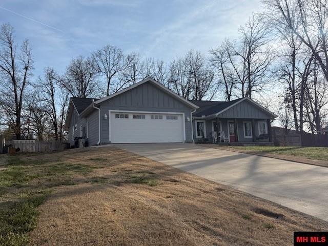 608 Wedgewood Circle