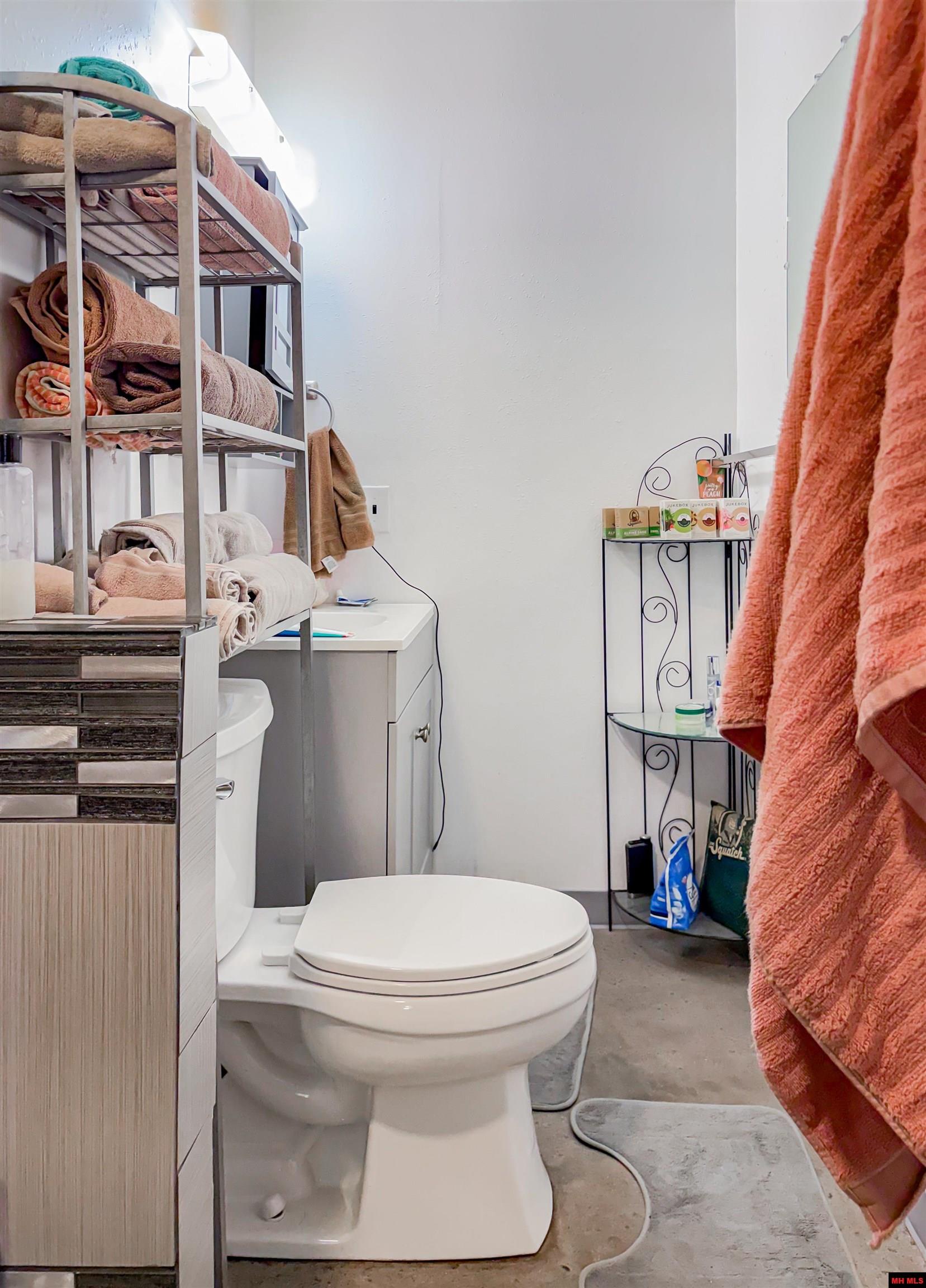 911 HWY 5 SOUTH Mountain Home, AR