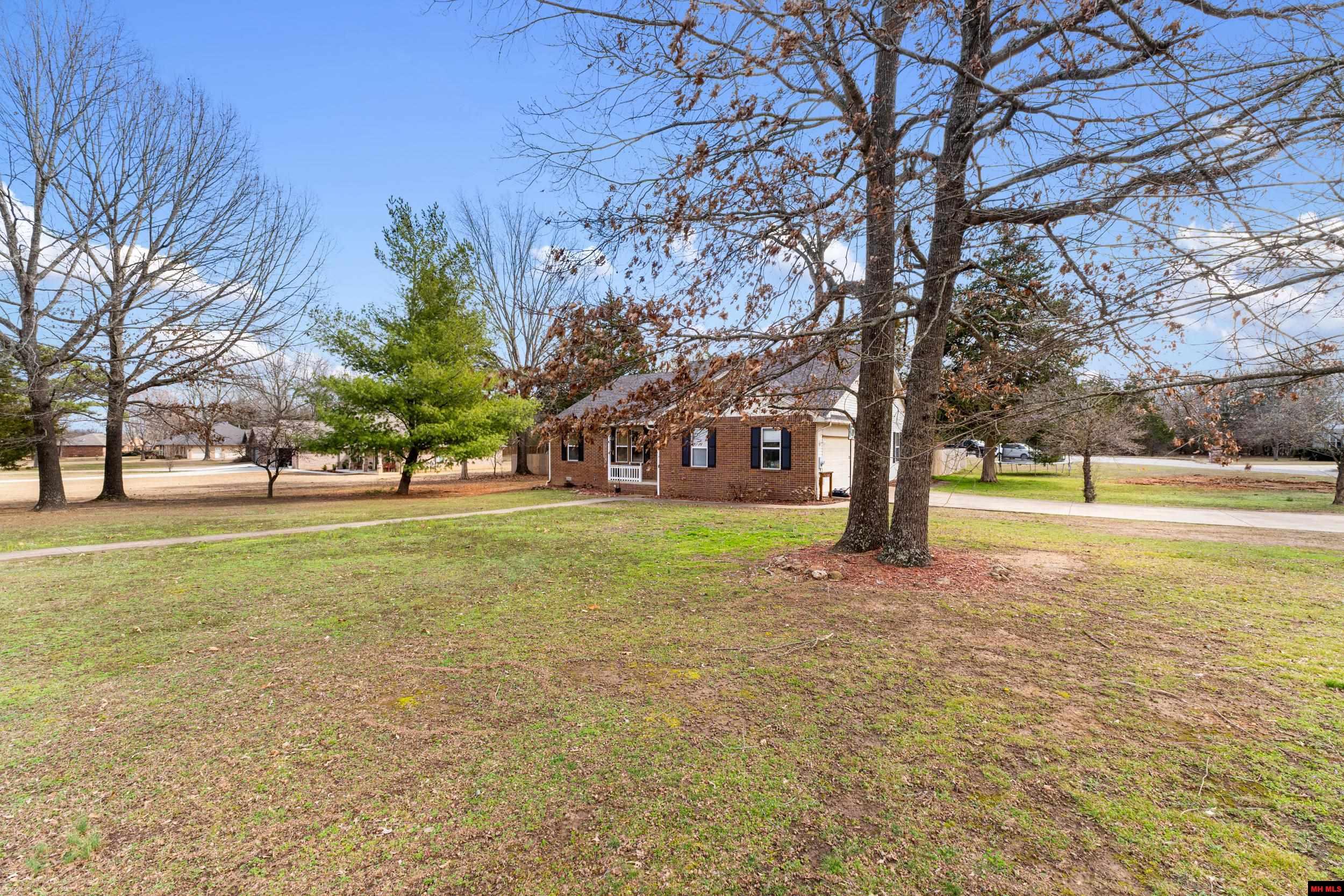 180 Contemporary Drive