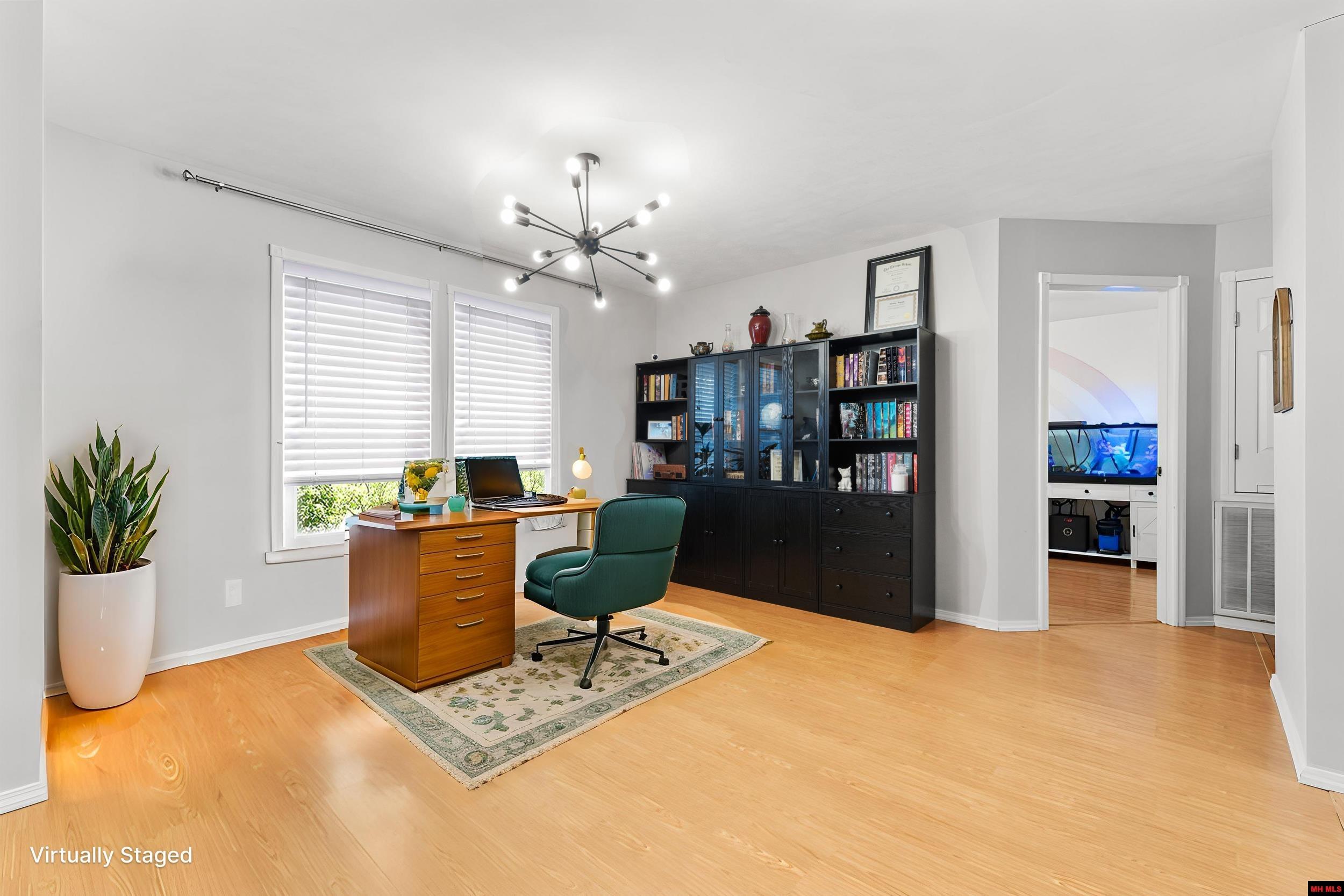 180 Contemporary Drive