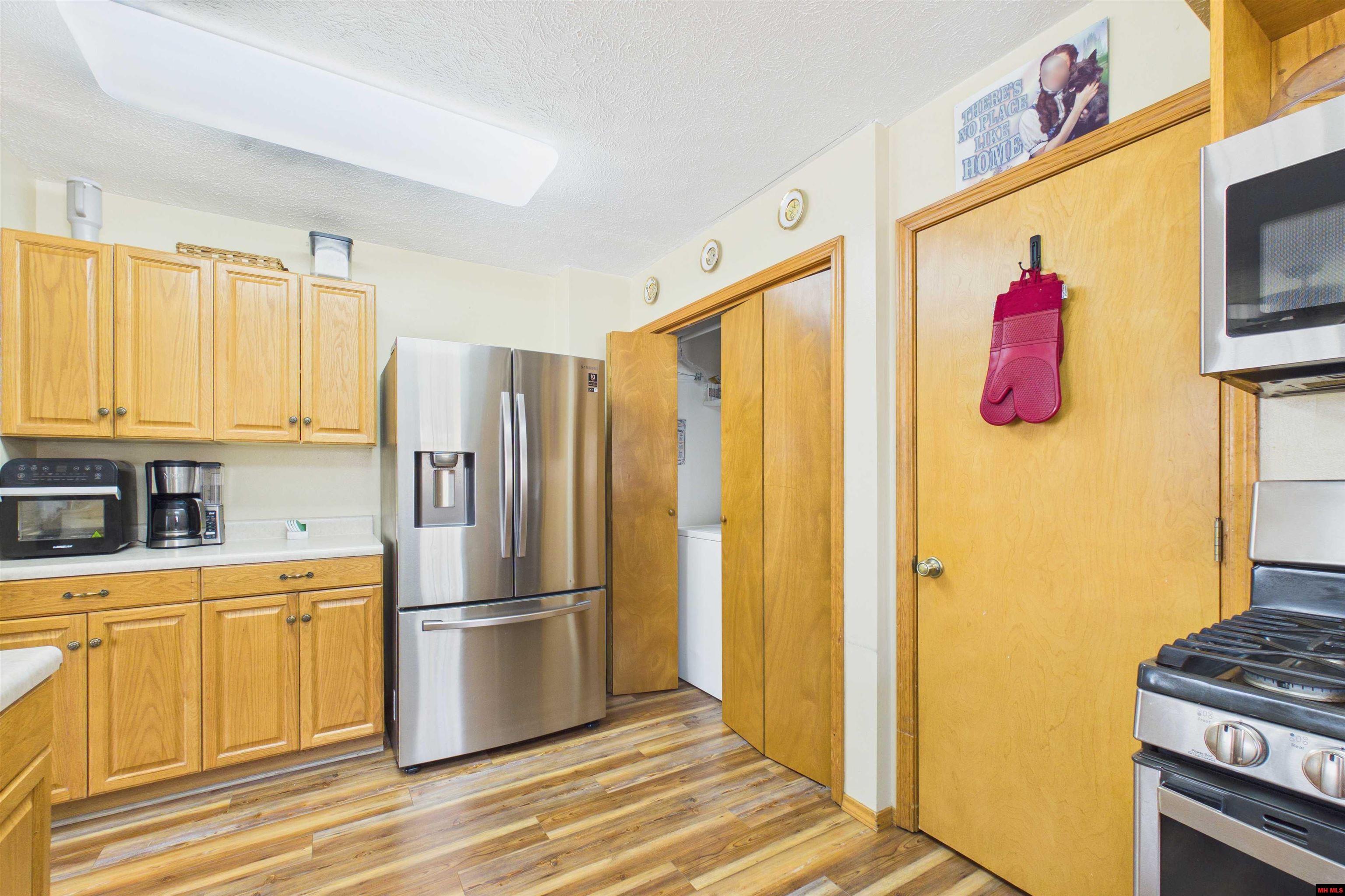 7317 Mount Calm Road