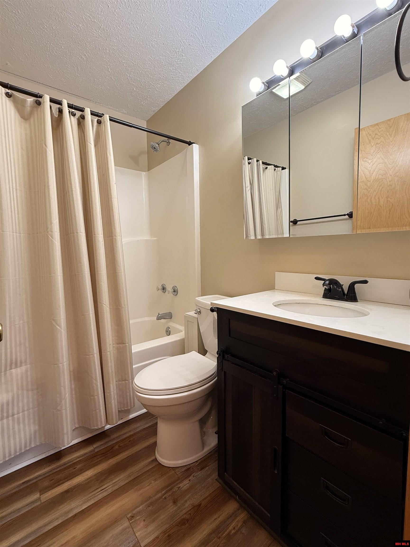 7317 Mount Calm Road