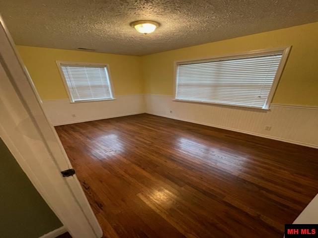 20725 Horseshoe Bend Road