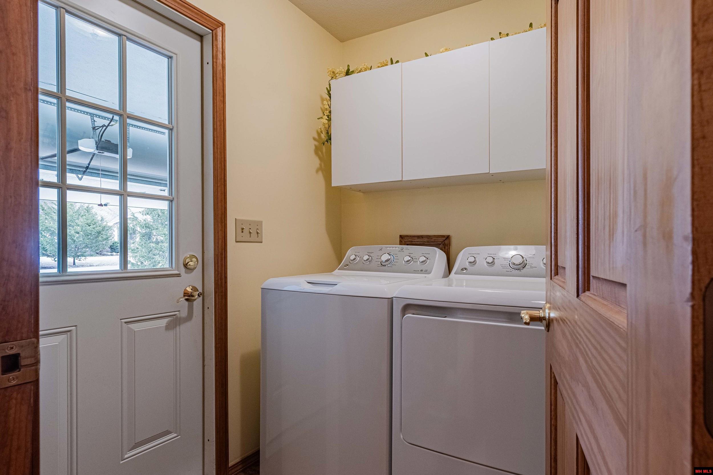 110 Lake Forest Circle