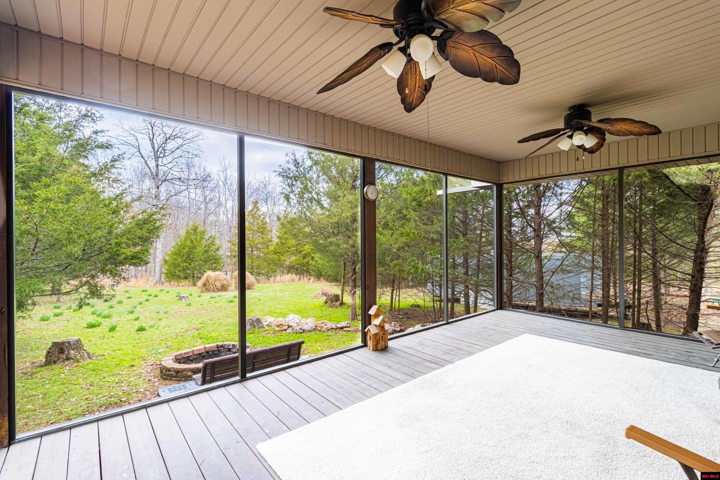 110 Lake Forest Circle