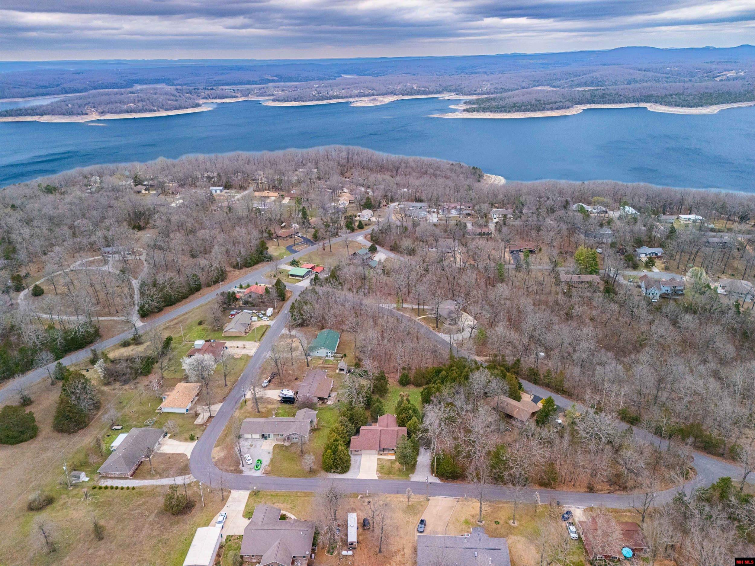 110 Lake Forest Circle