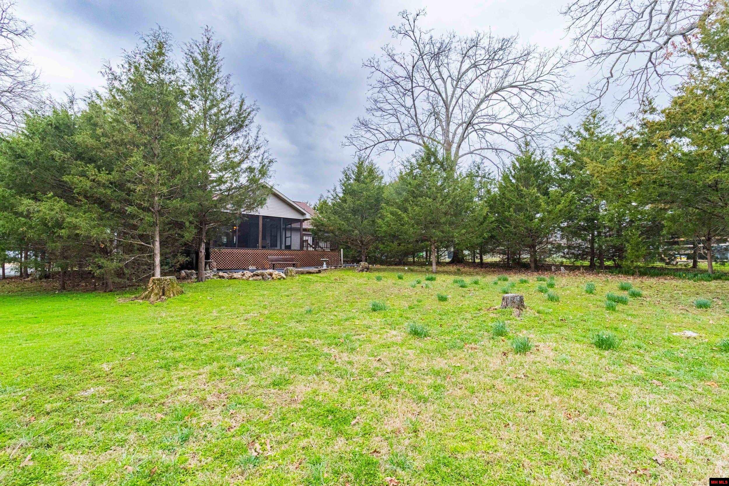 110 Lake Forest Circle