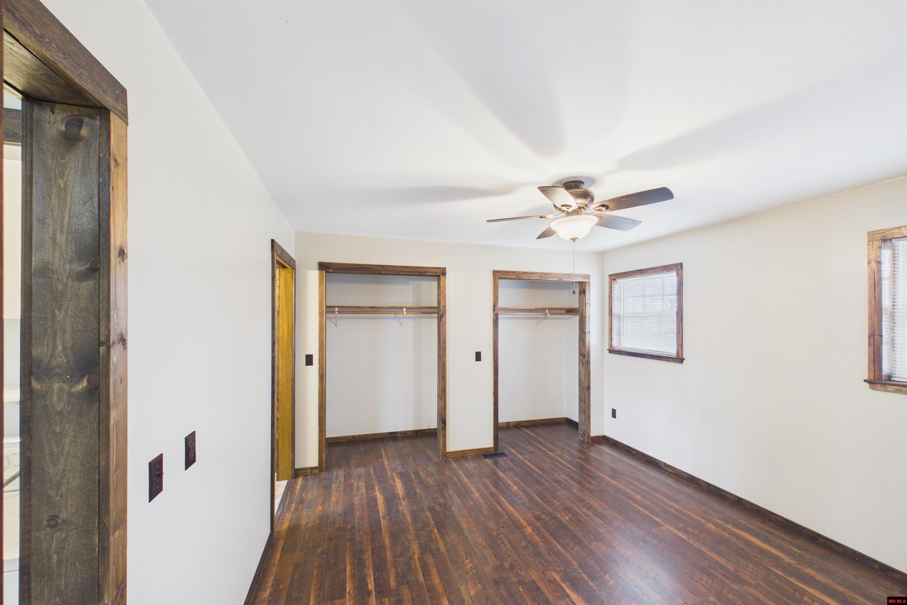 16498 Hwy 62/412 West