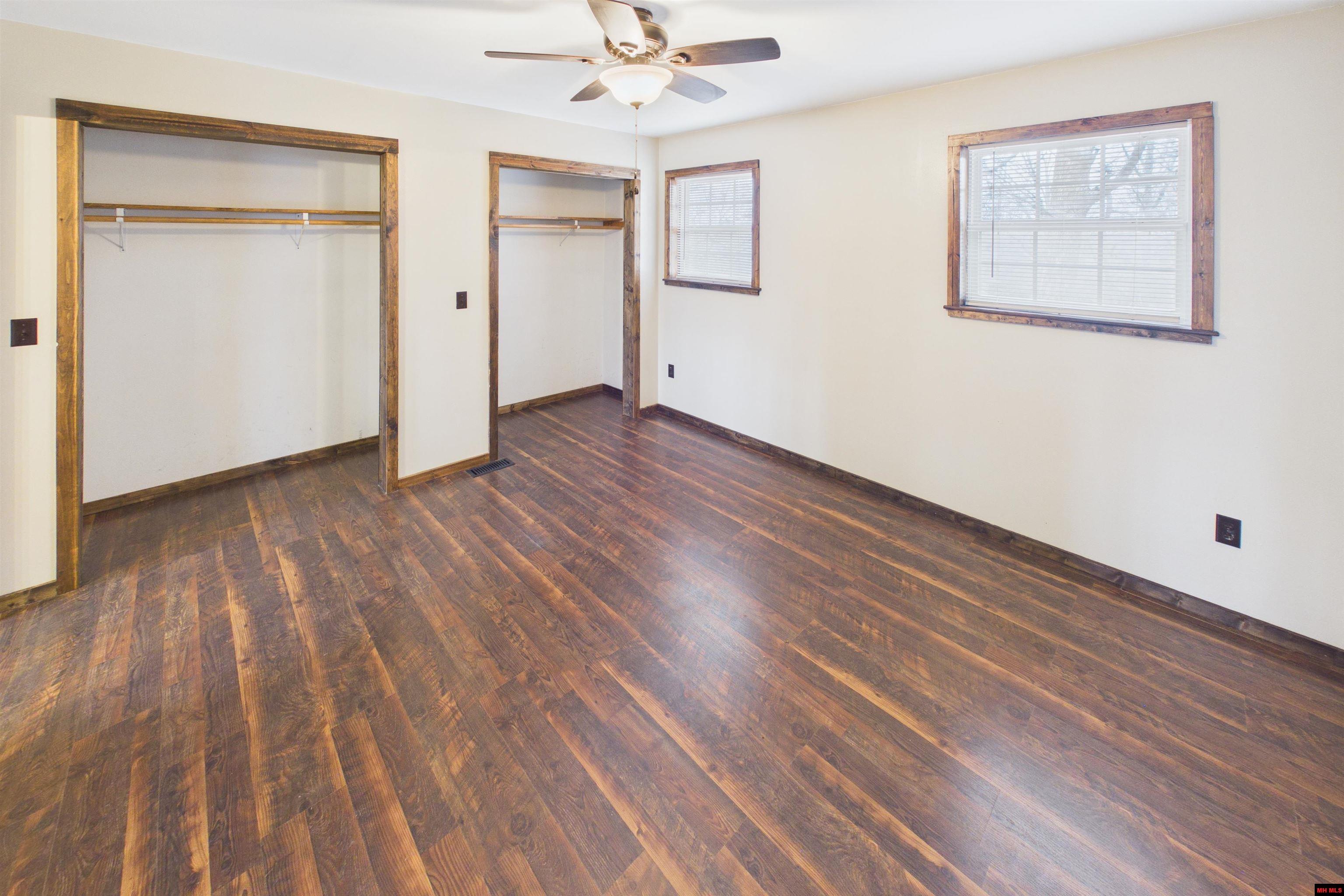 16498 Hwy 62/412 West