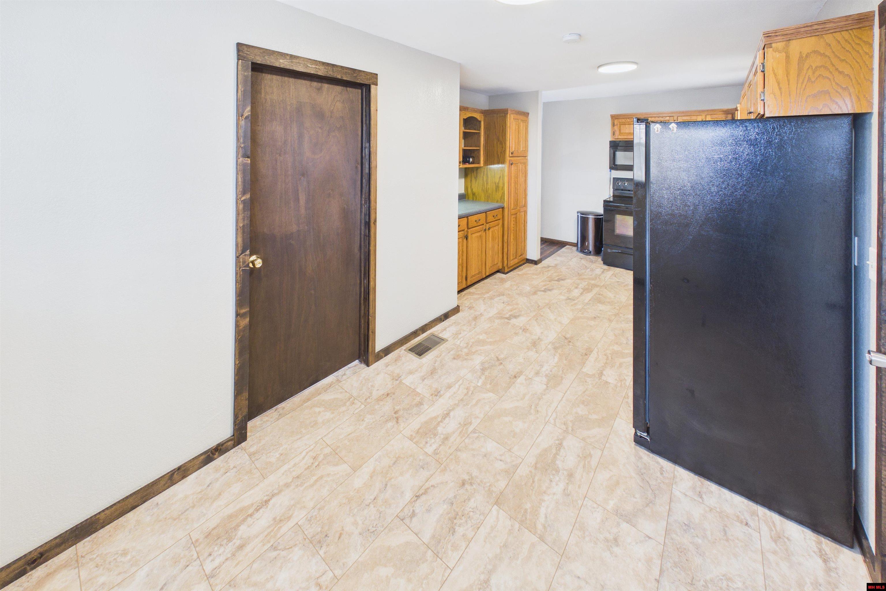 16498 Hwy 62/412 West