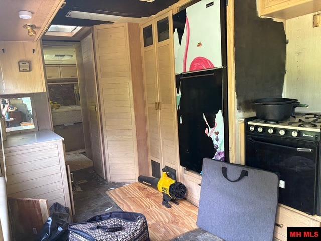 1132 Lighthouse Lane