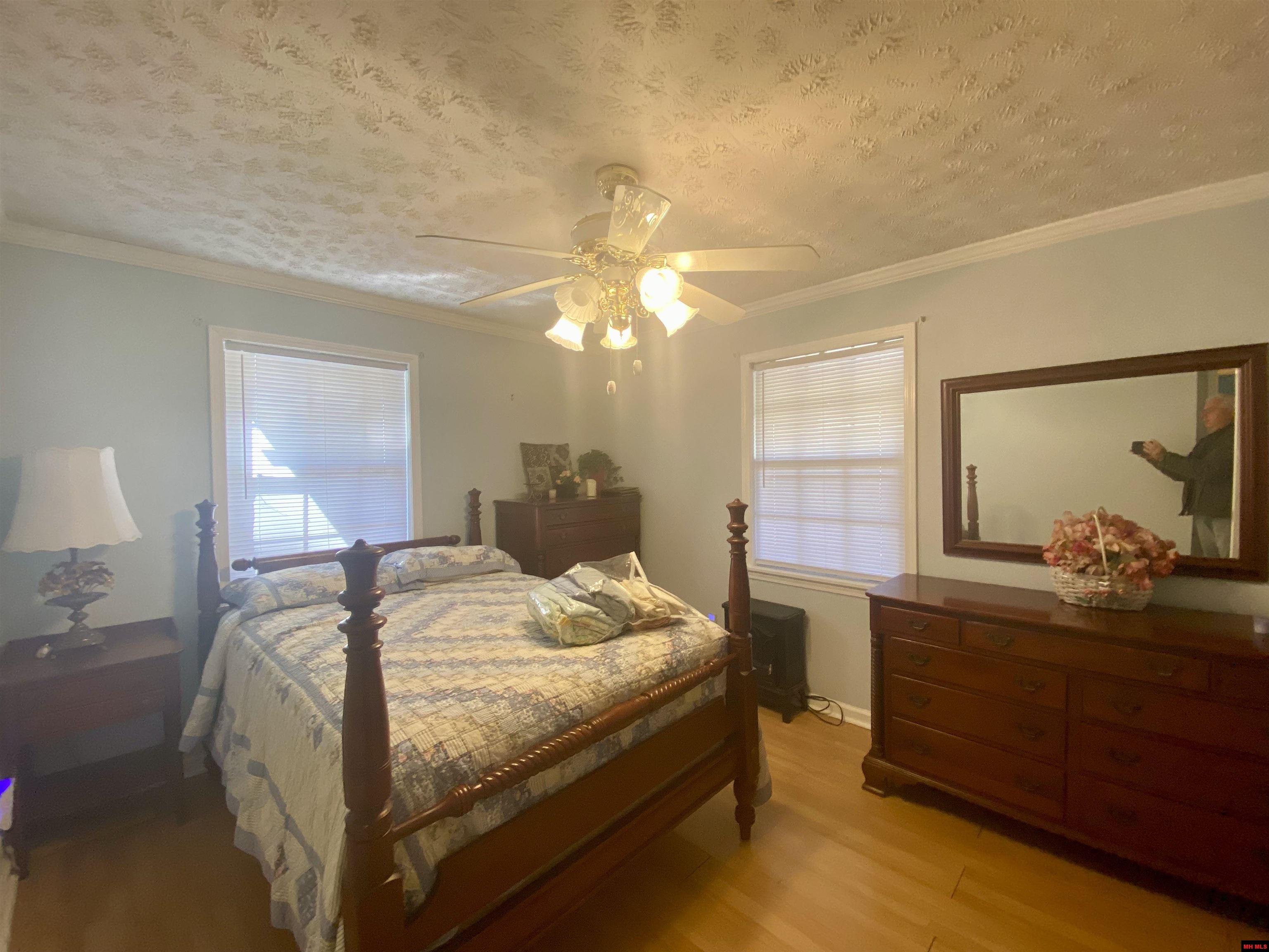 5095 Old Military Road