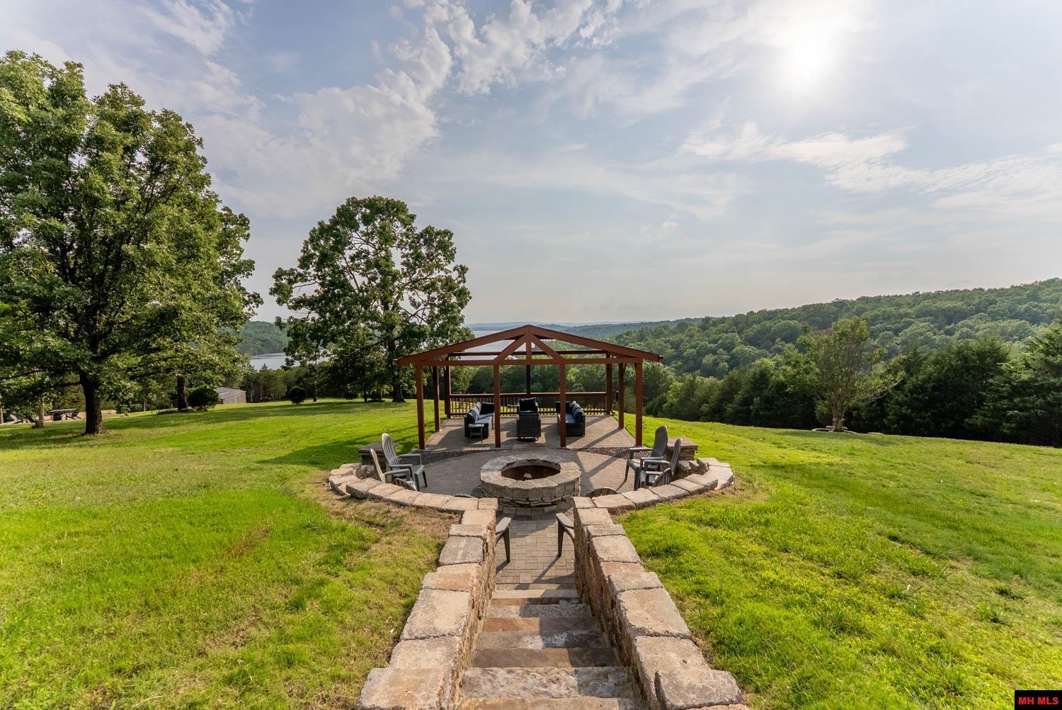 499 NOE CREEK ROAD Mountain Home, AR 72653