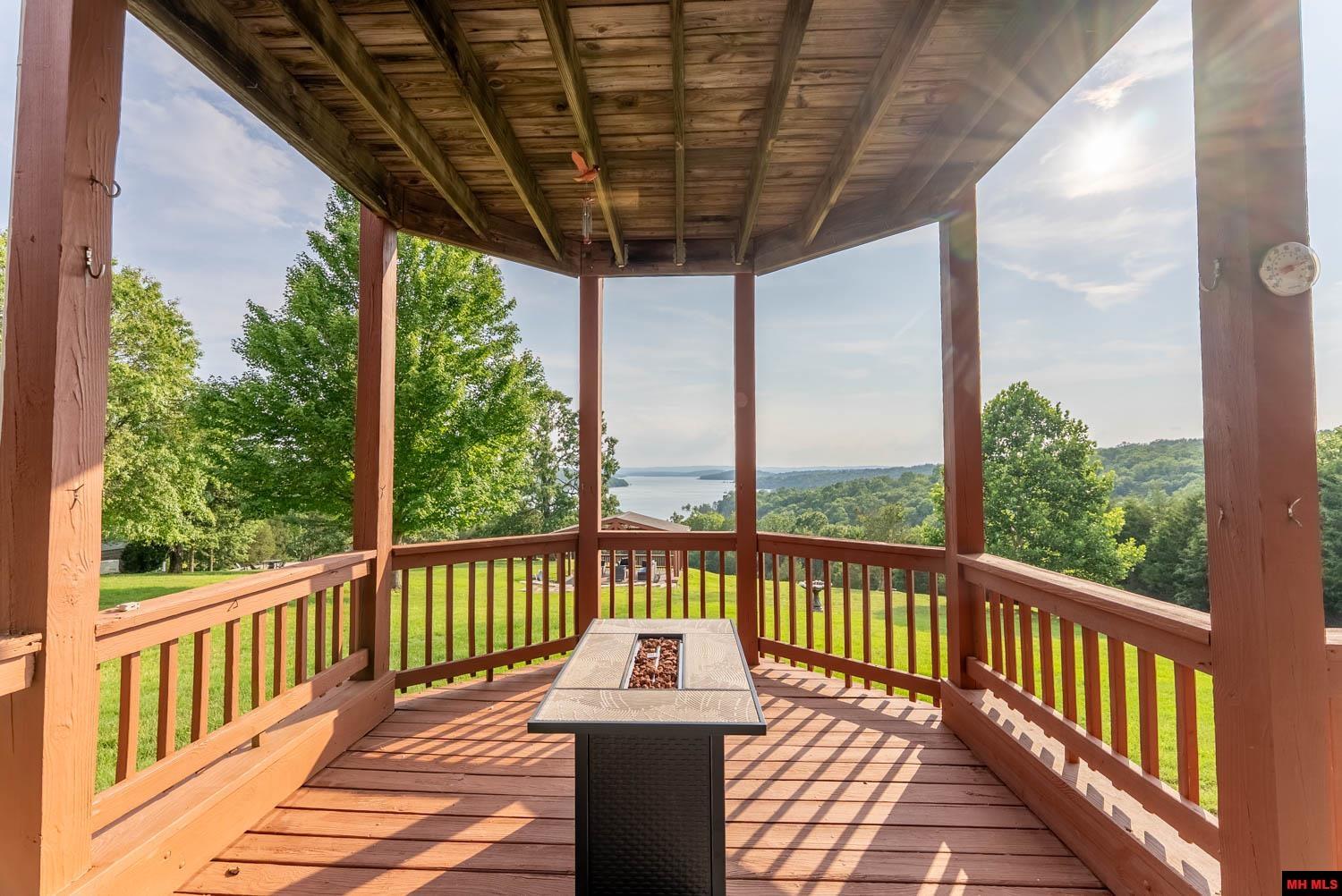 499 NOE CREEK ROAD Mountain Home, AR 72653