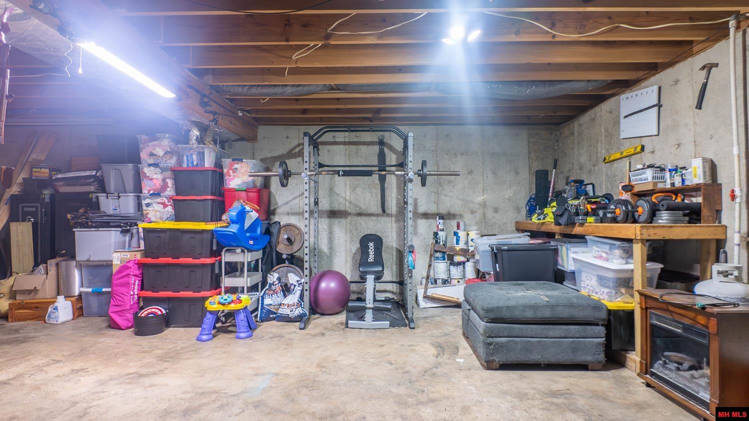 303 Washington Street