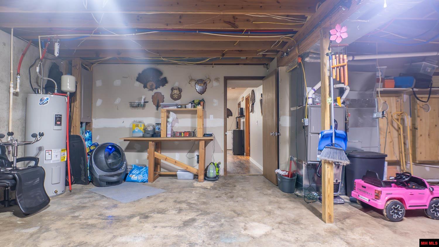 303 Washington Street