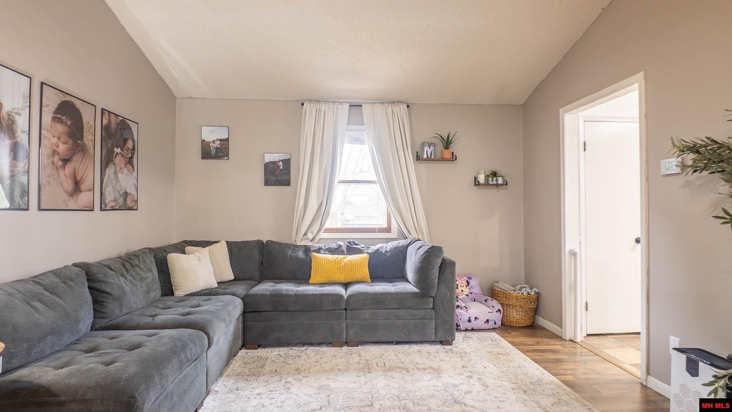 303 Washington Street