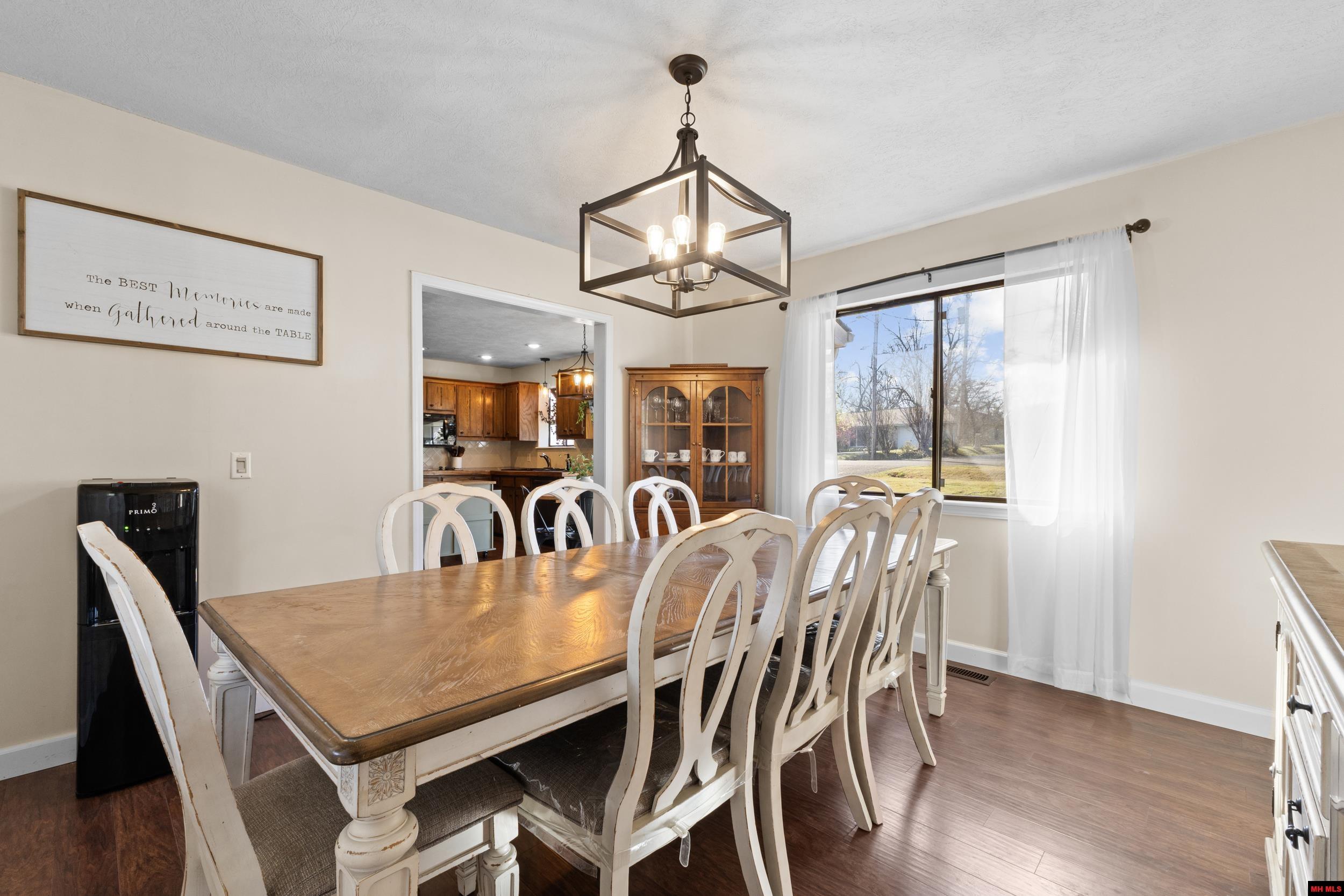 152 Blou Clower Point