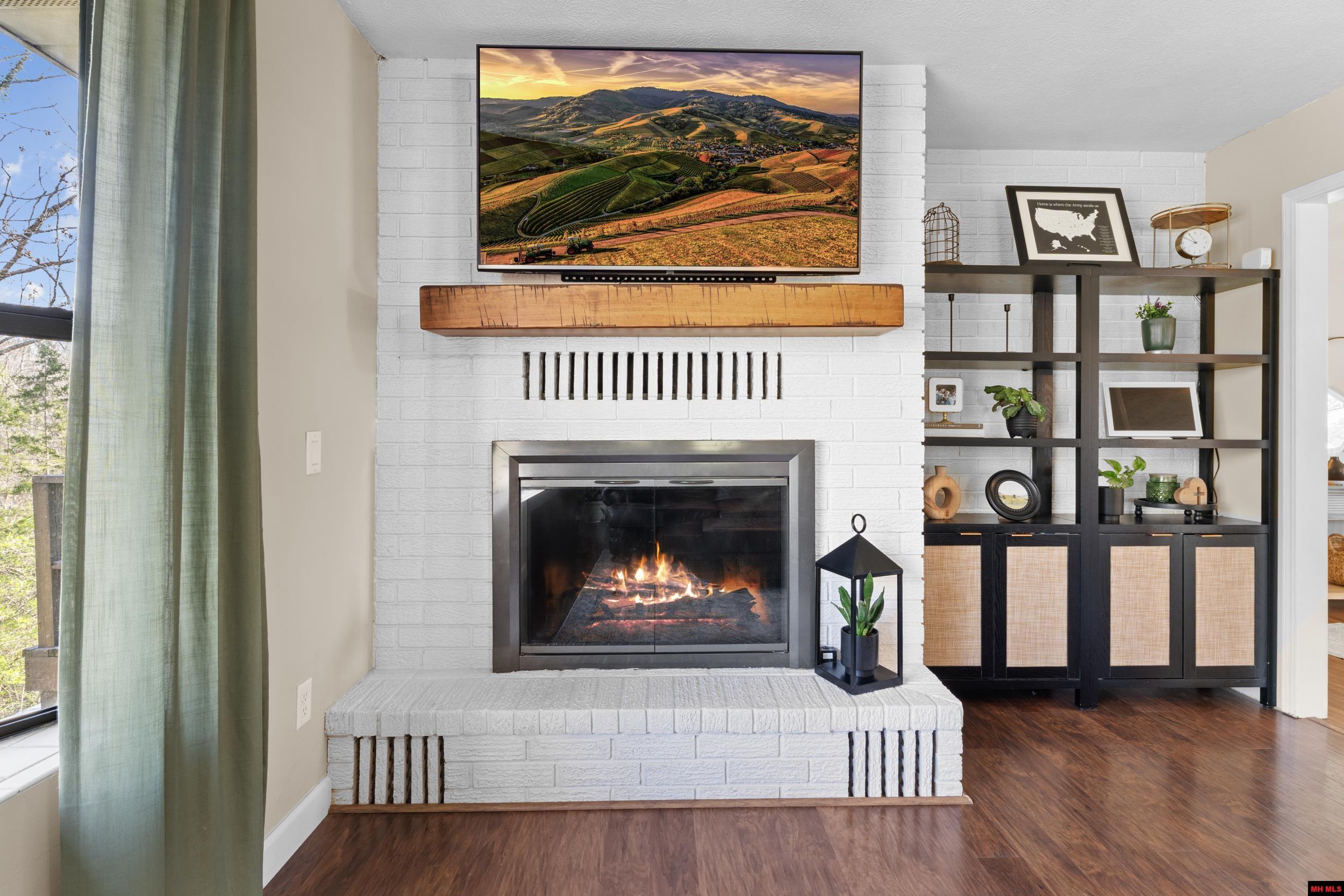 152 Blou Clower Point