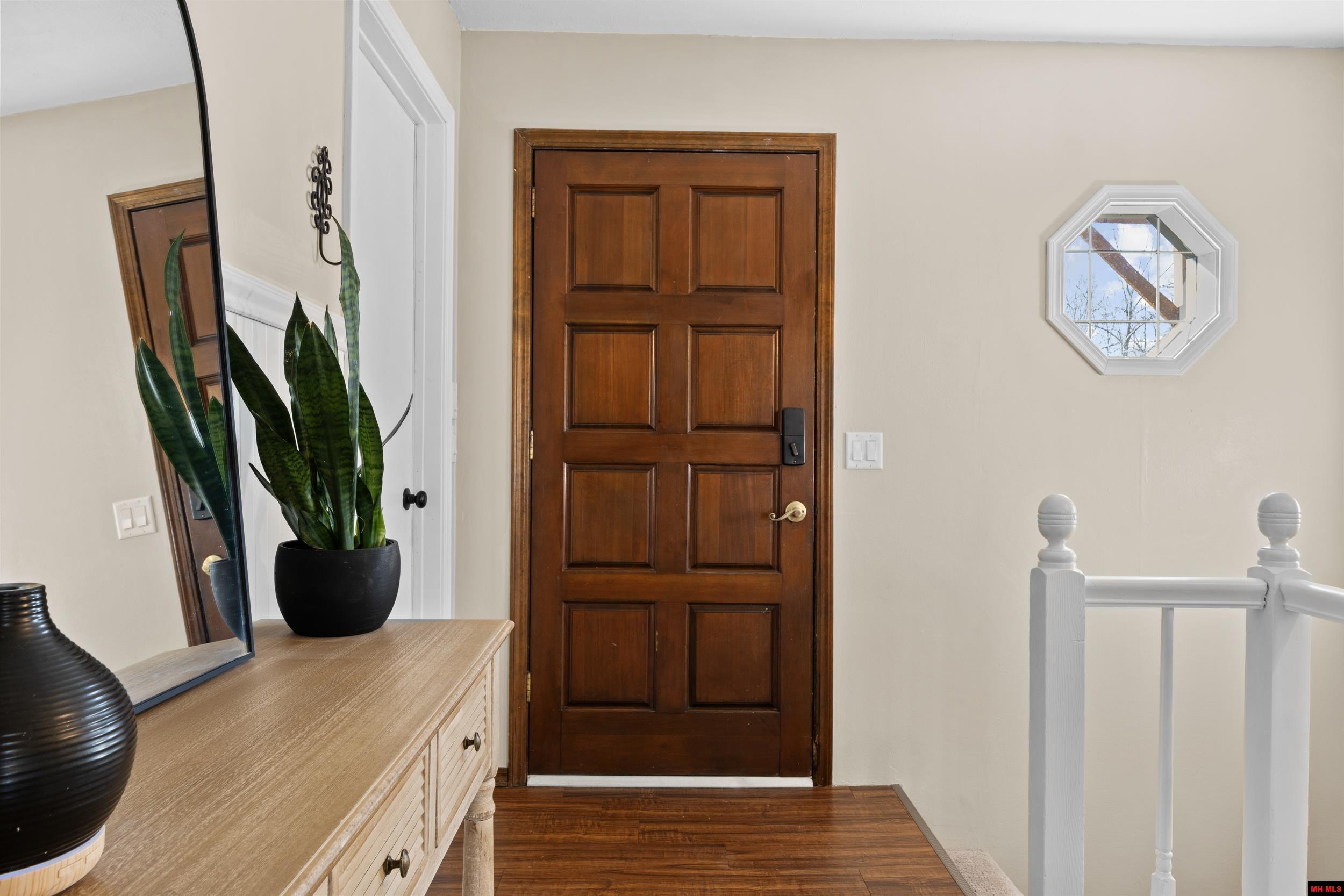 152 Blou Clower Point