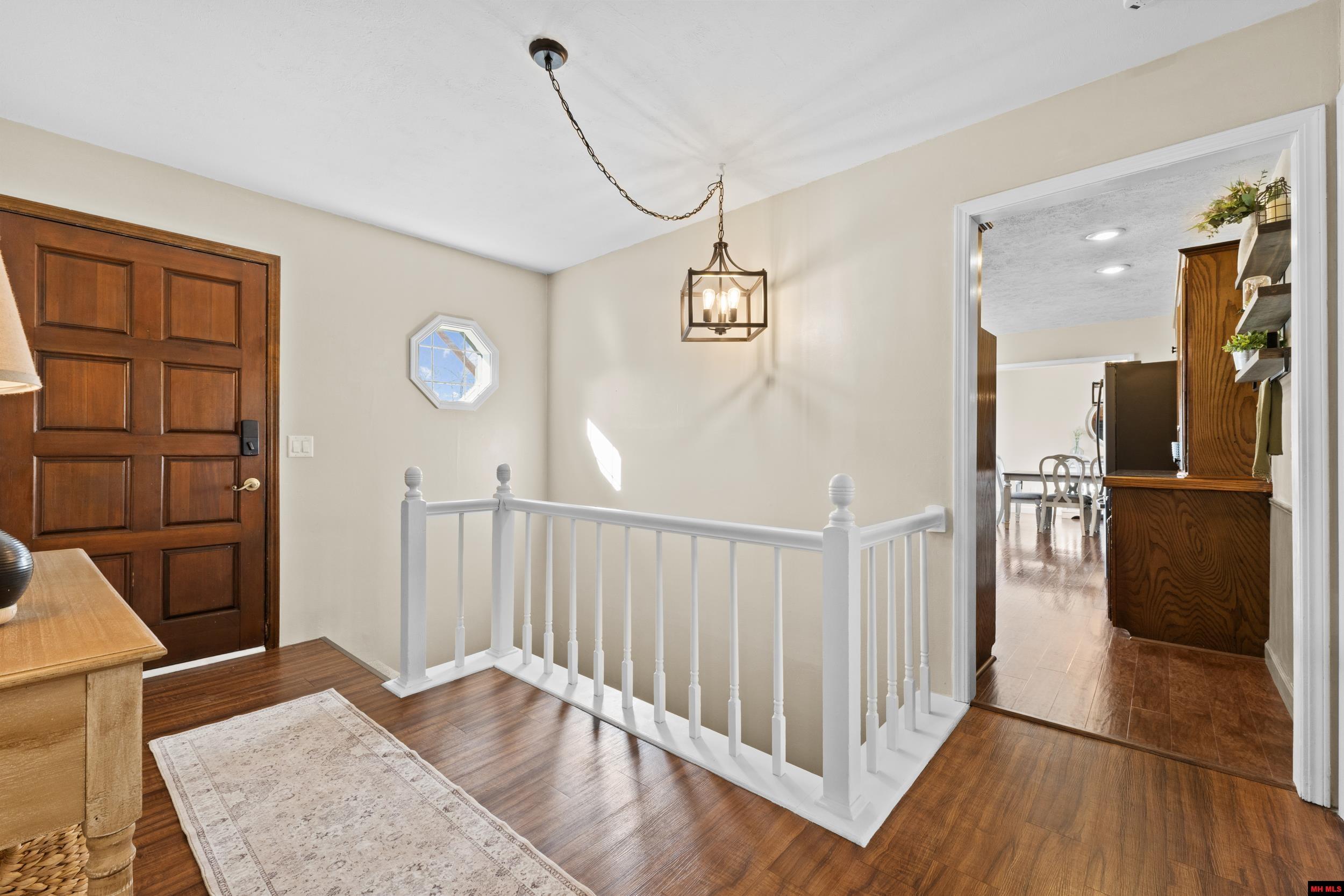 152 Blou Clower Point