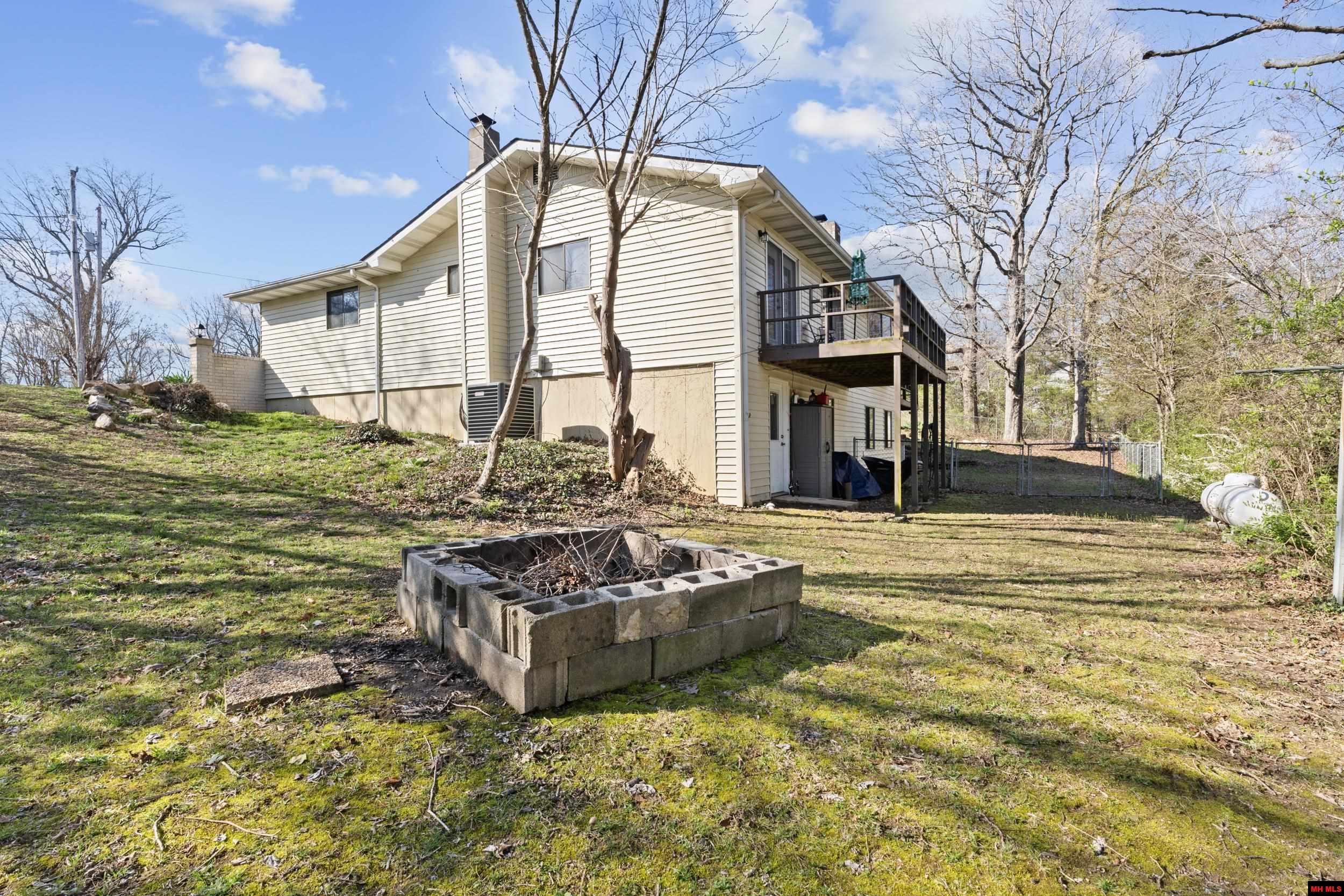 152 Blou Clower Point