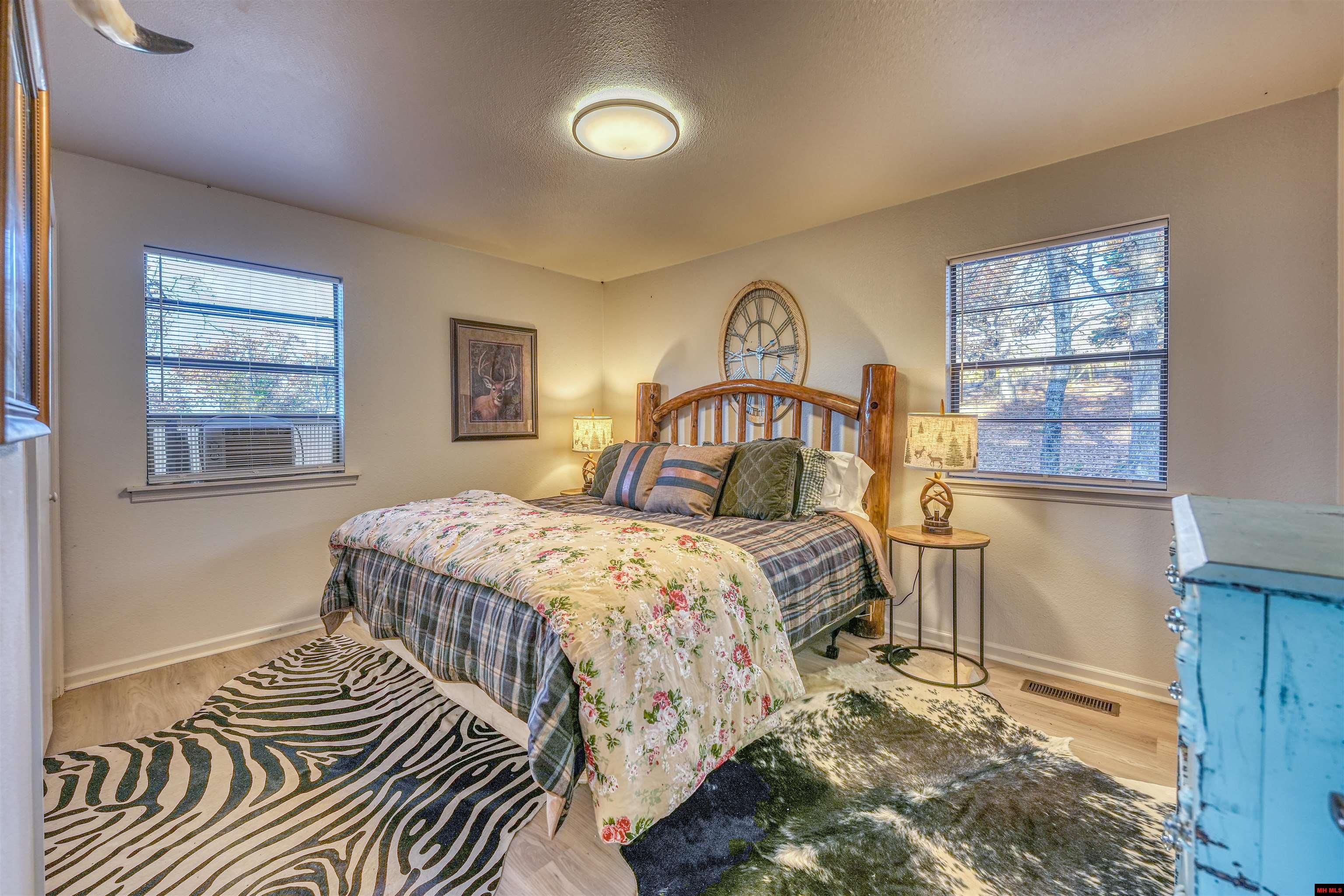 5497 S Mountain Road