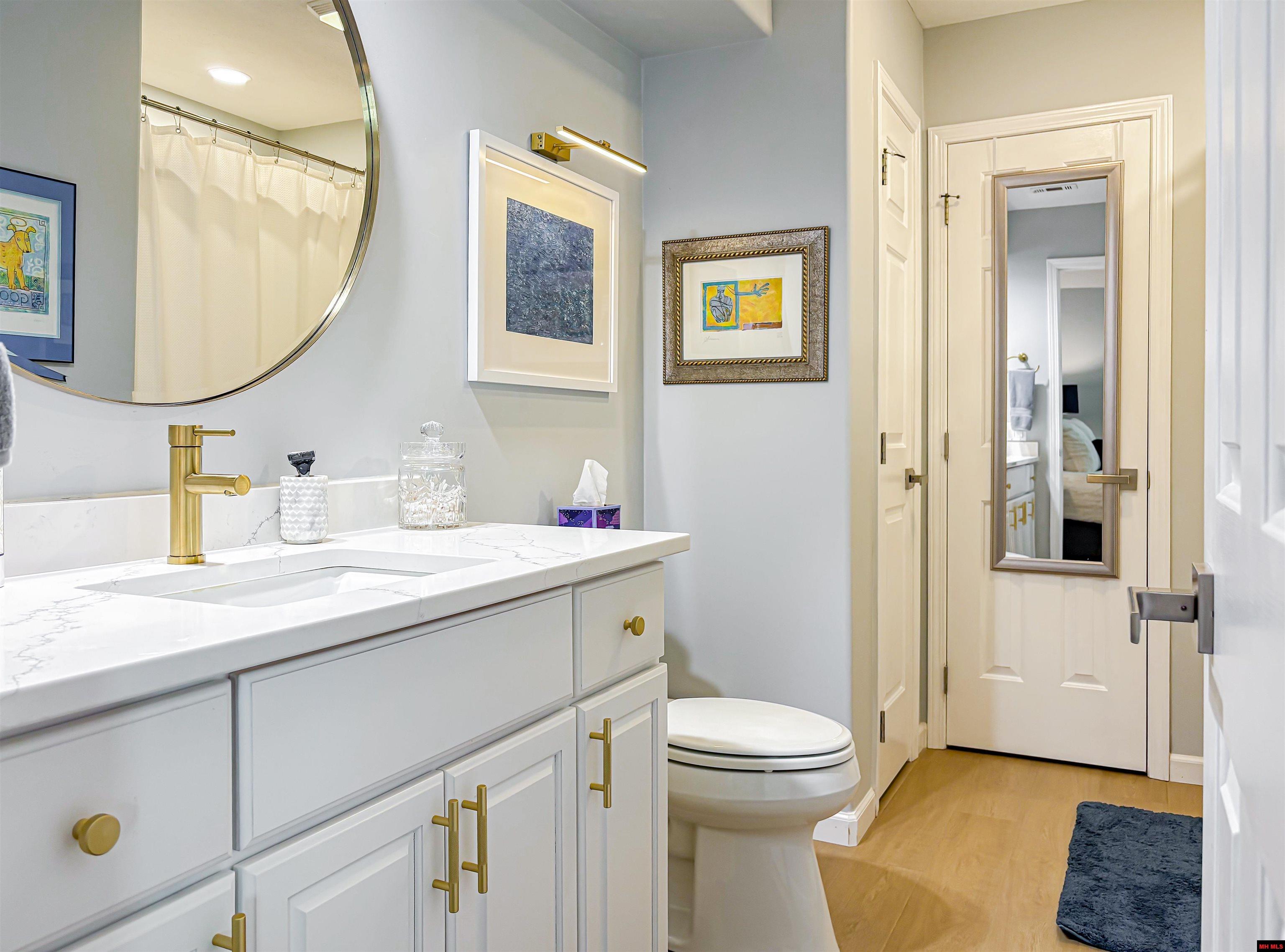 1546 Meadowhill Drive