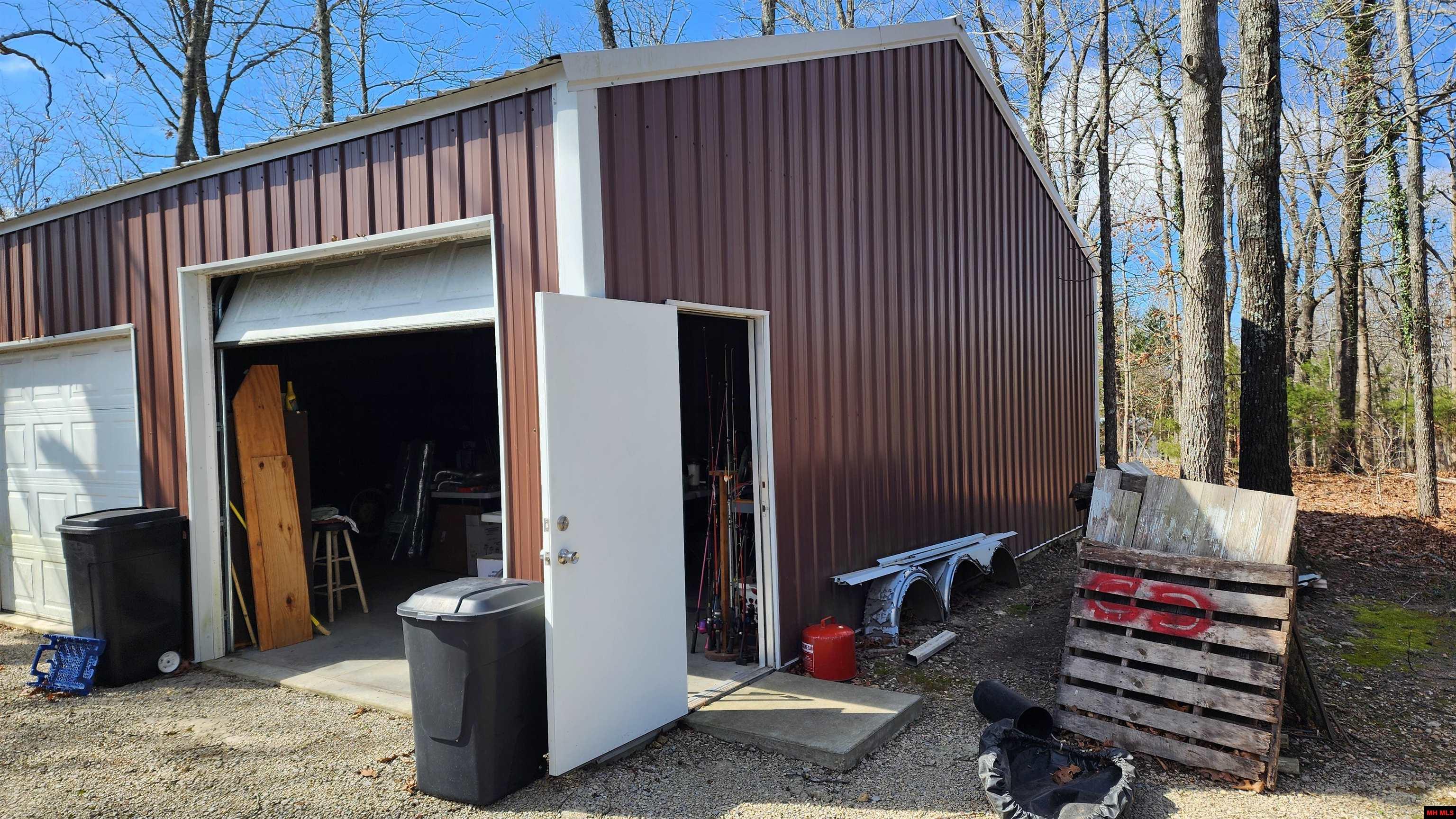 165 HOWARD CREEK ROAD Midway, AR 72651