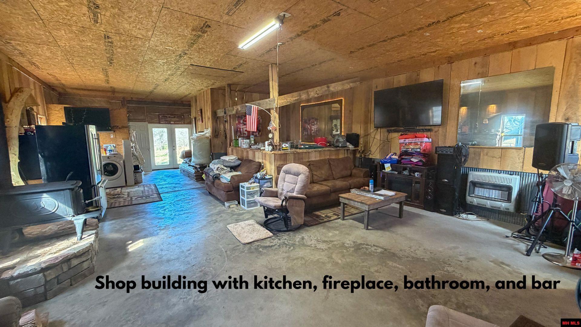 211 Featherhill Terrace