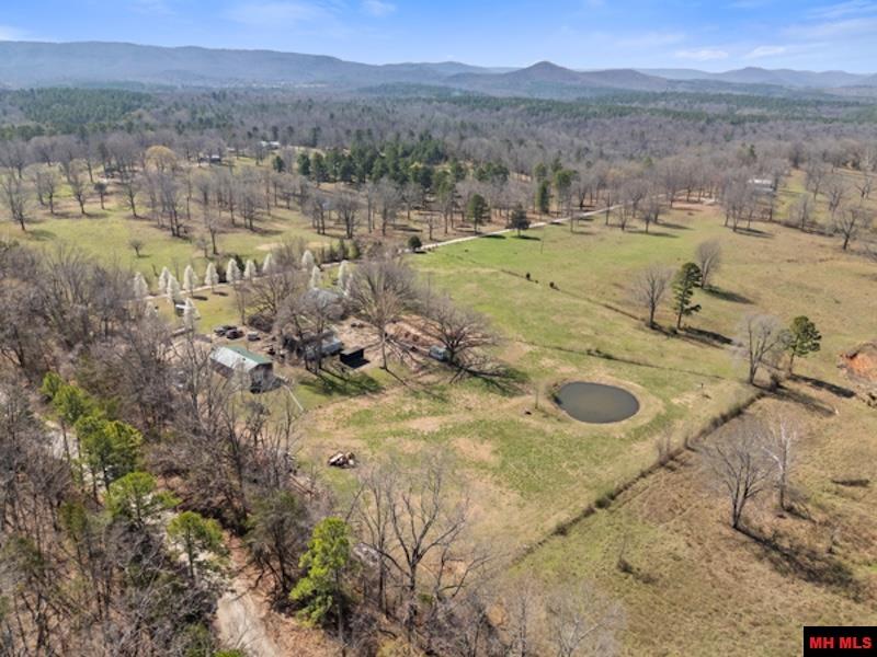 211 Featherhill Terrace