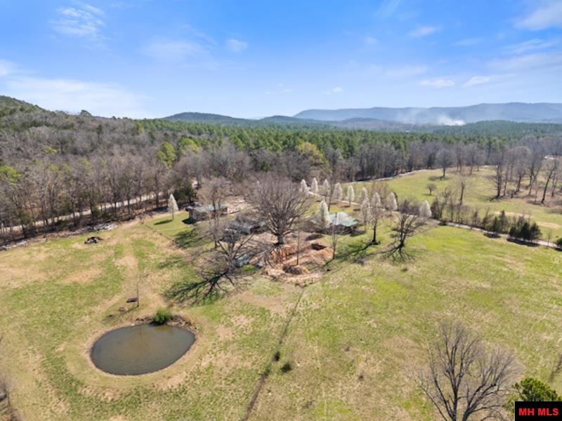 211 Featherhill Terrace