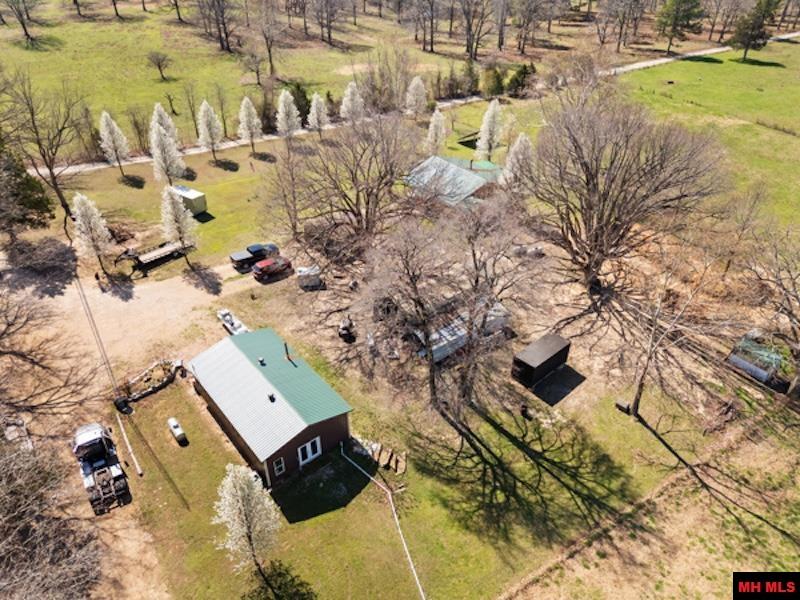 211 Featherhill Terrace