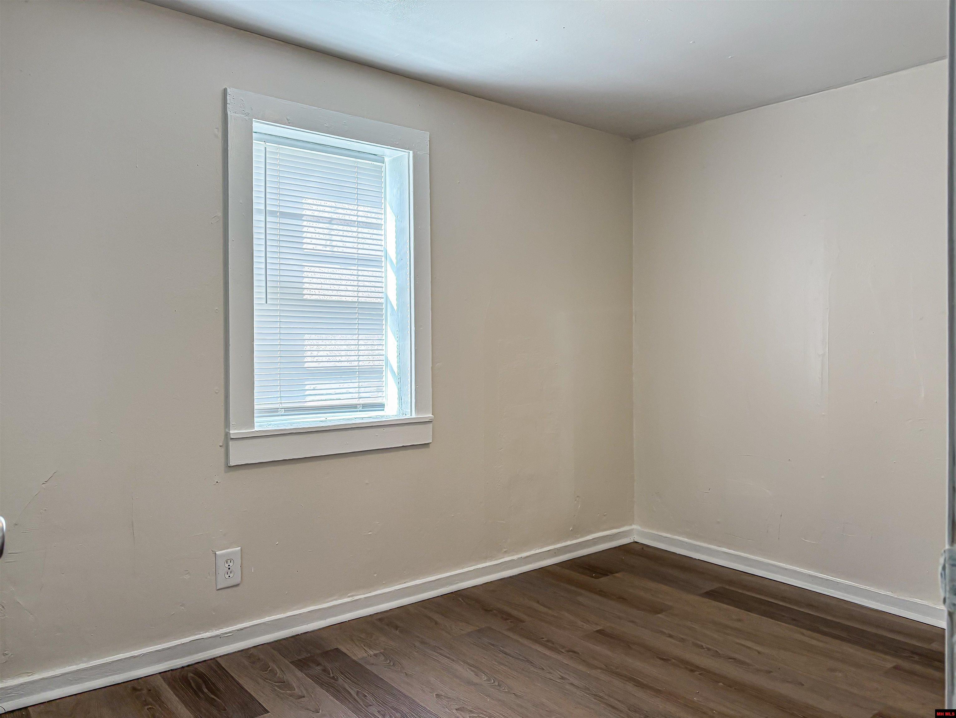 399 N College Street