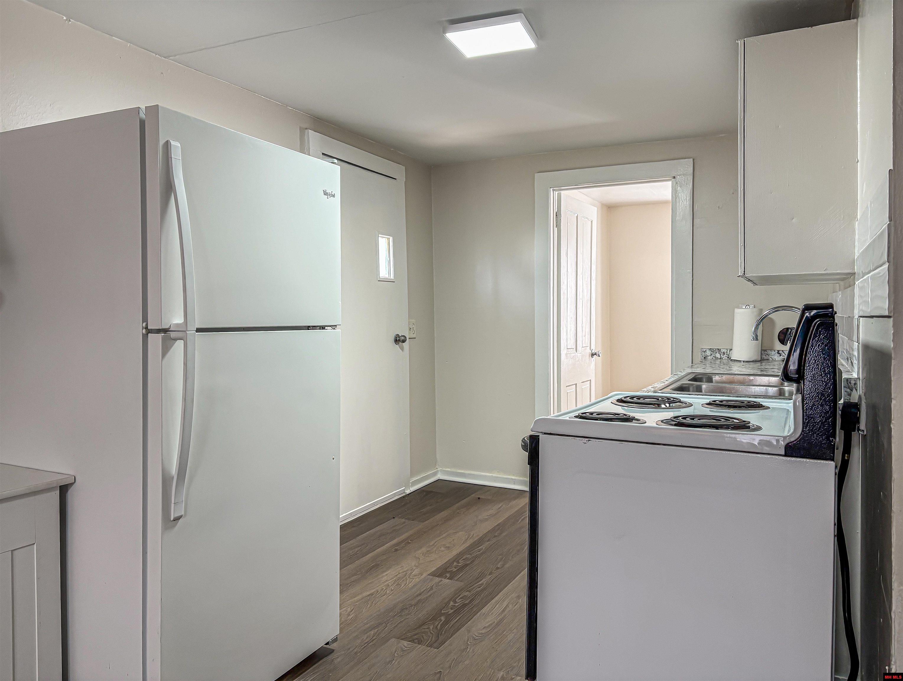 399 N College Street