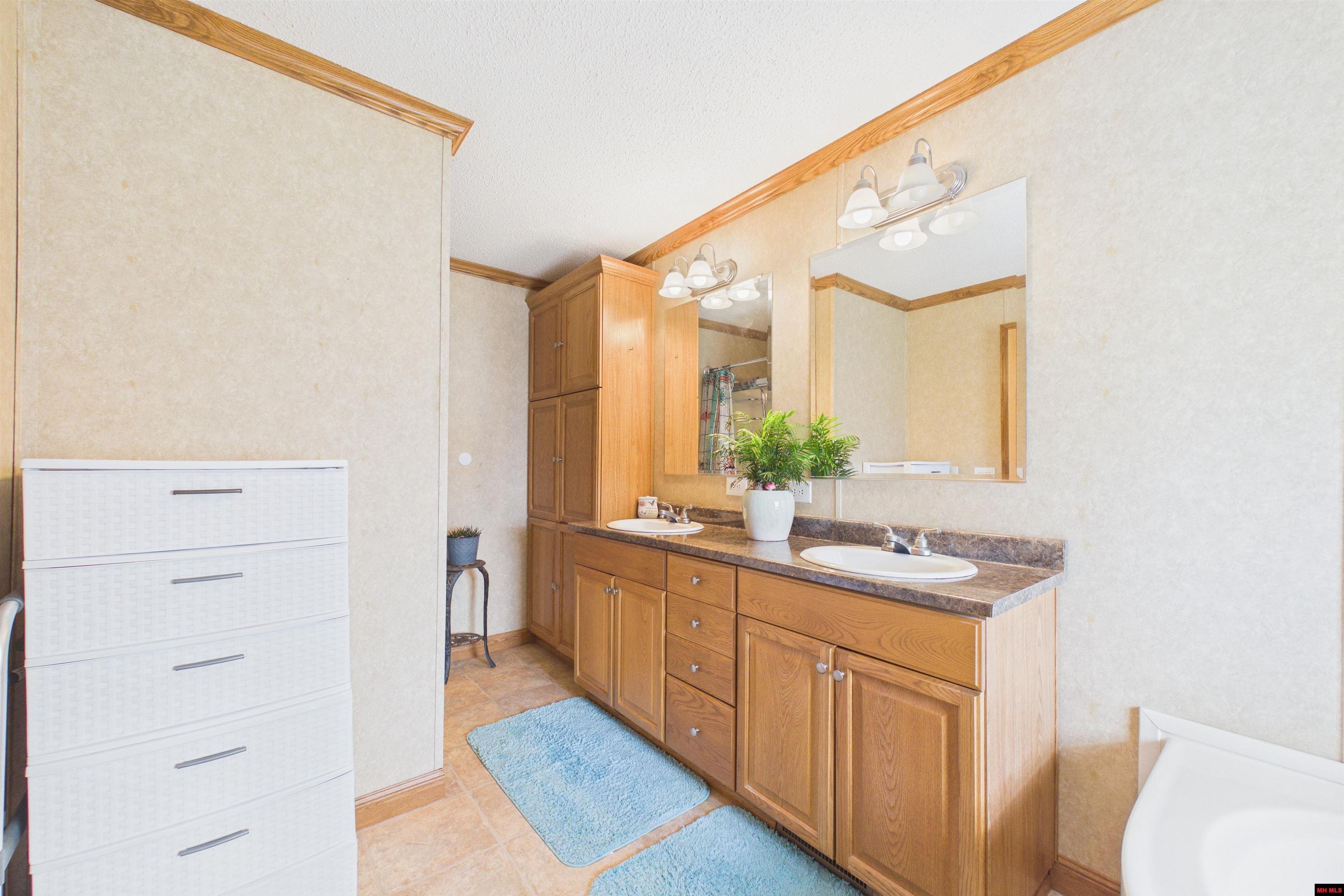 49 Rolling Meadows Court