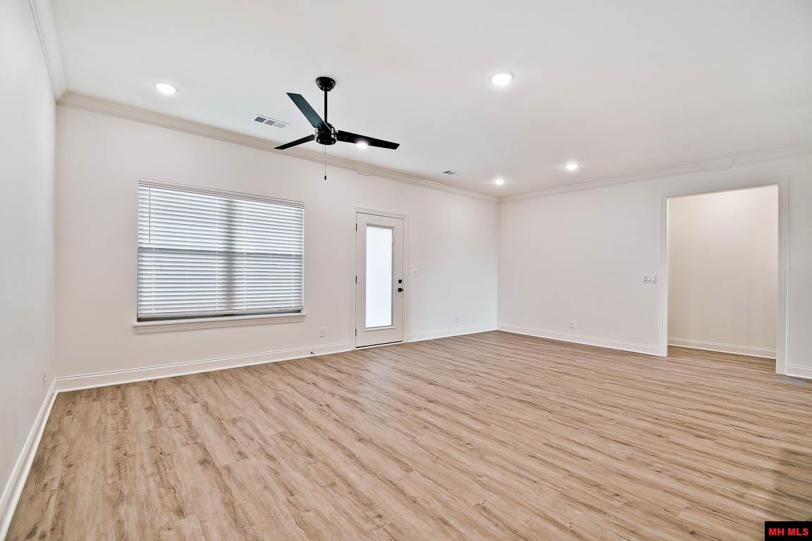 1041 Nottington Street