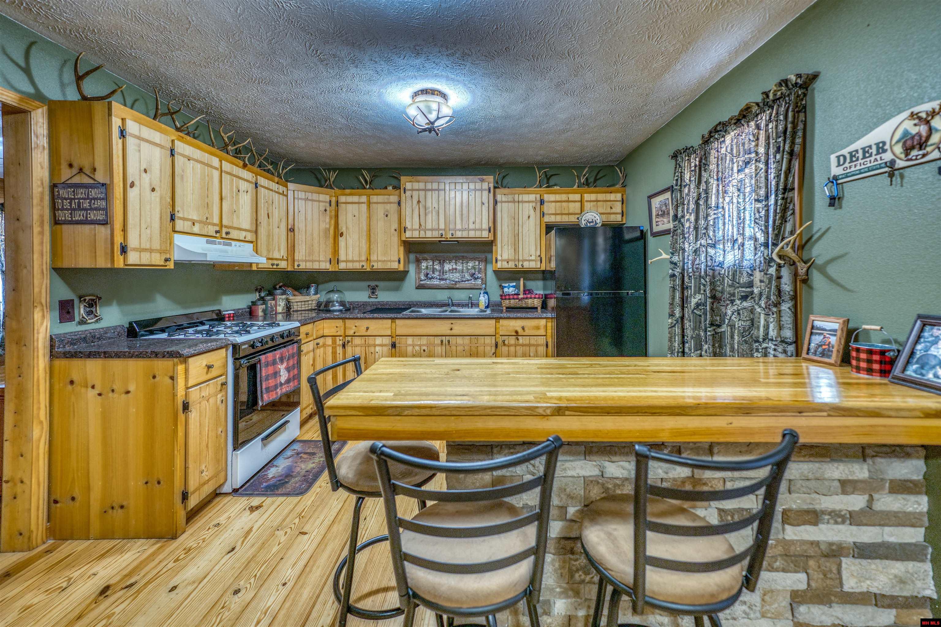 001-00063-001 Cozahome Road