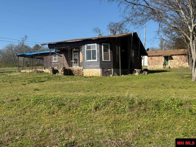 400 N ESTES AVENUE Yellville, AR