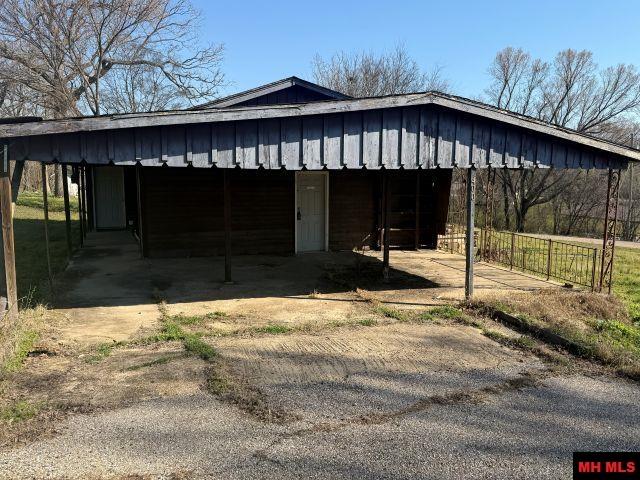 400 N ESTES AVENUE Yellville, AR
