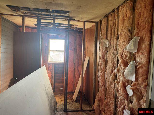 400 N ESTES AVENUE Yellville, AR