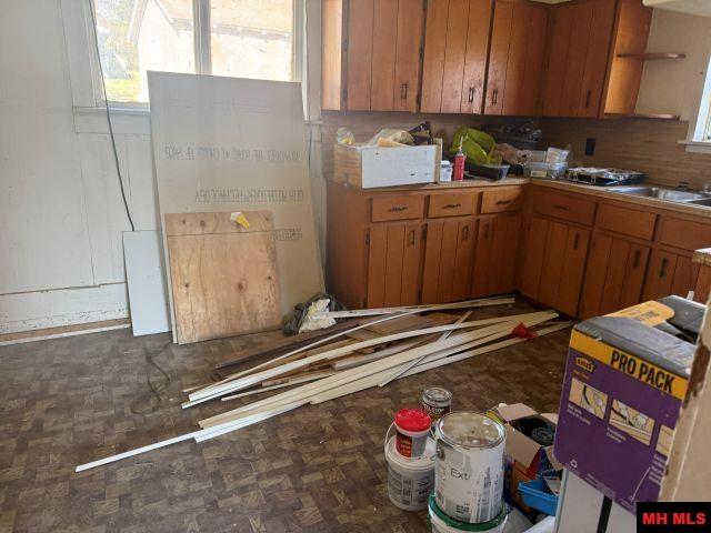 400 N ESTES AVENUE Yellville, AR