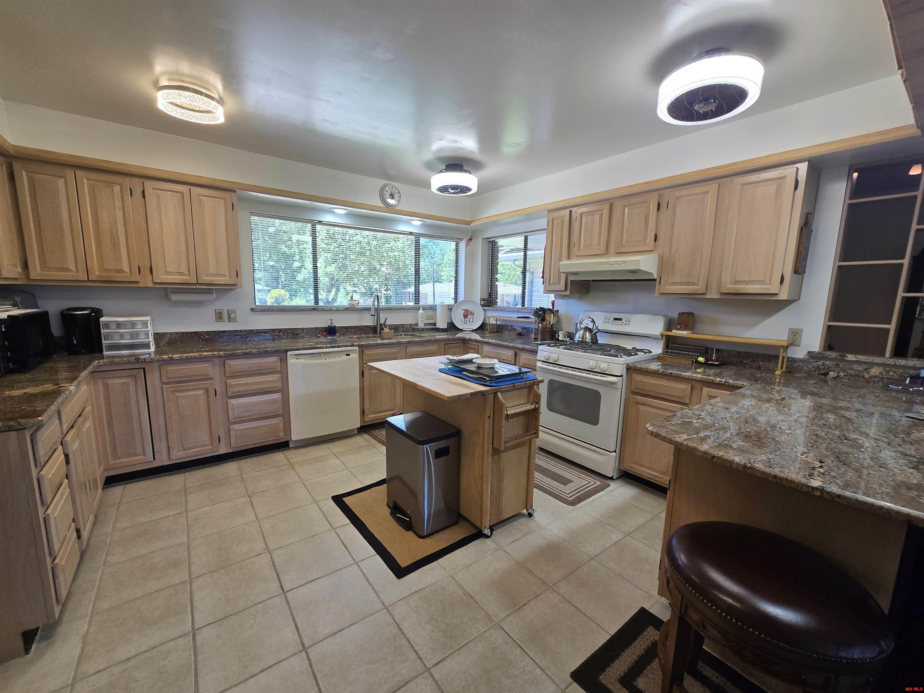 1819 Fairway Drive
