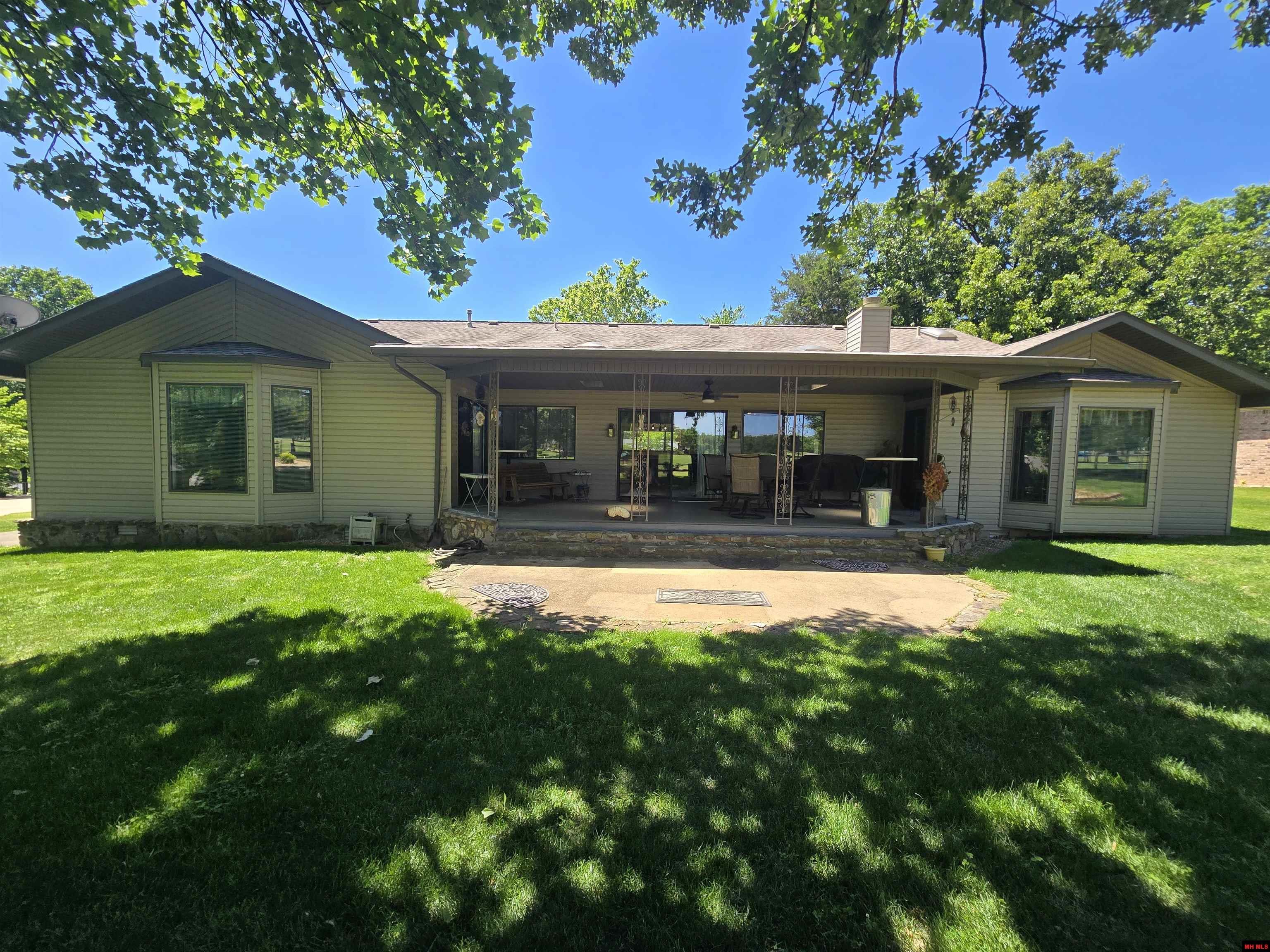 1819 Fairway Drive