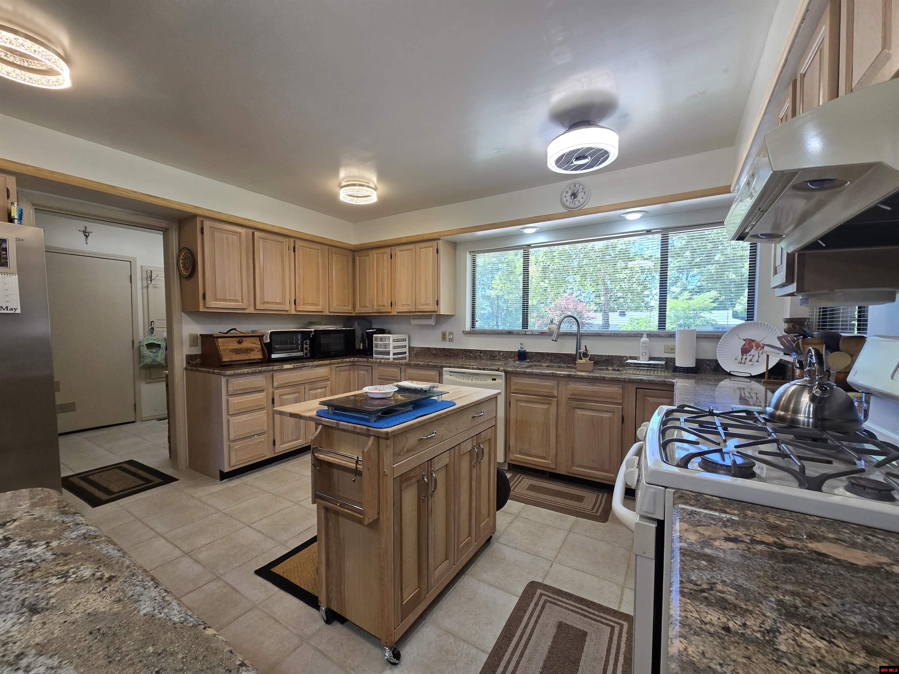 1819 Fairway Drive