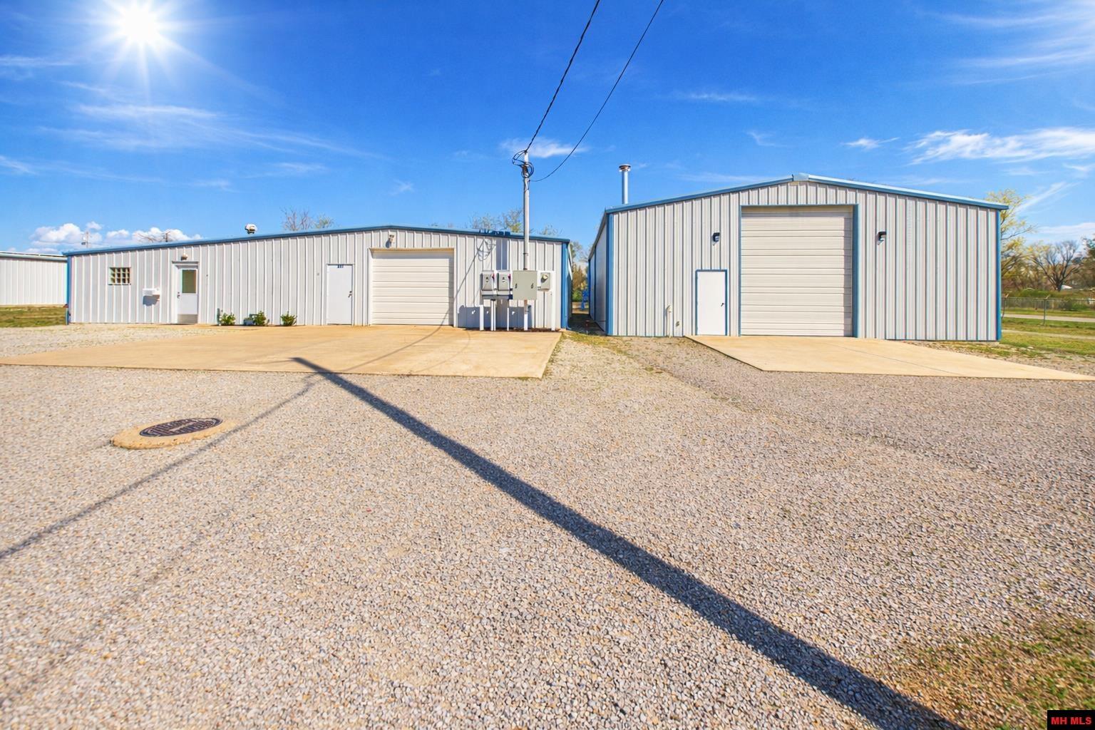 217/221 E 13TH STREET Mountain Home, AR