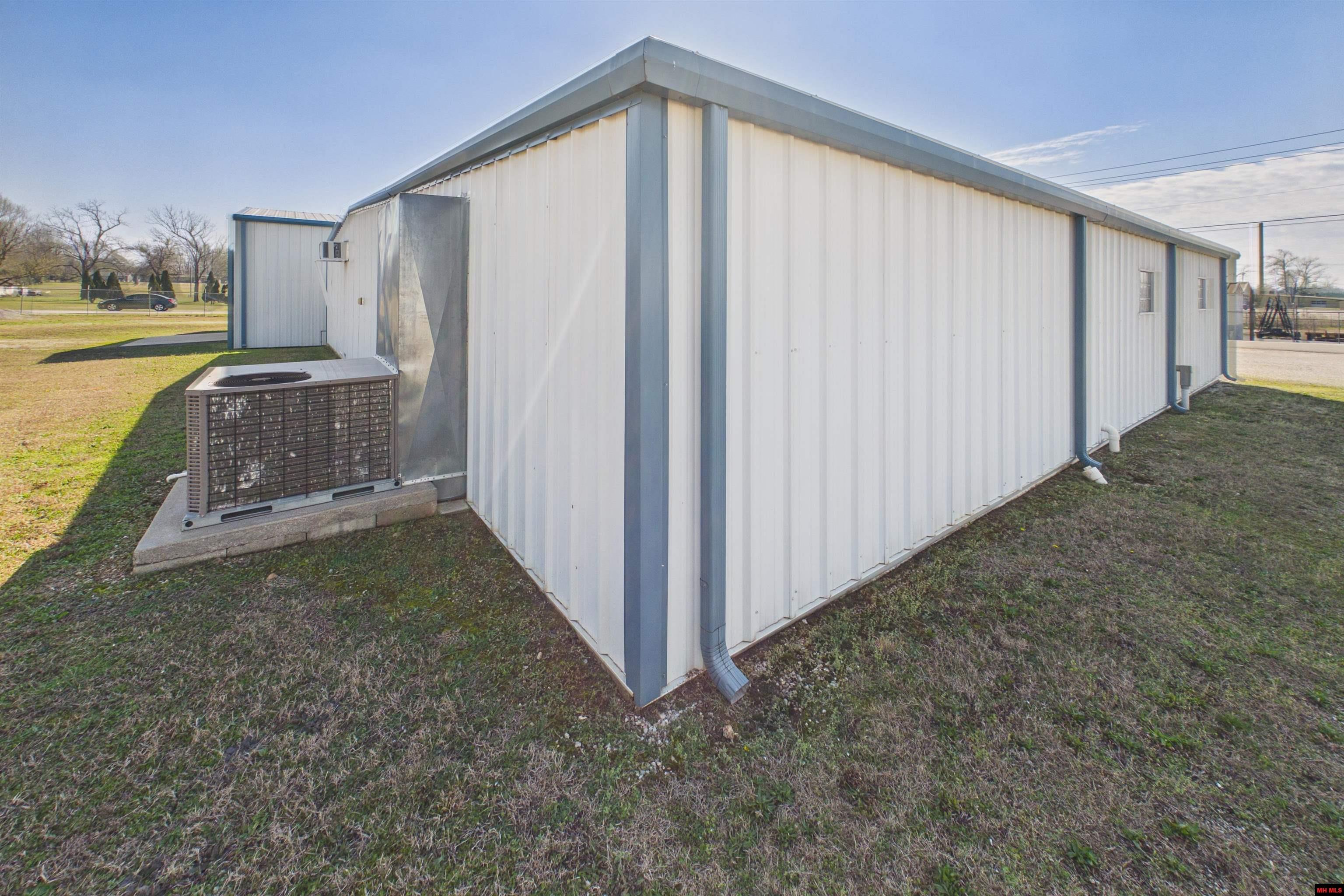 217/221 E 13TH STREET Mountain Home, AR