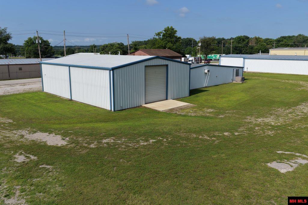 217/221 E 13TH STREET Mountain Home, AR