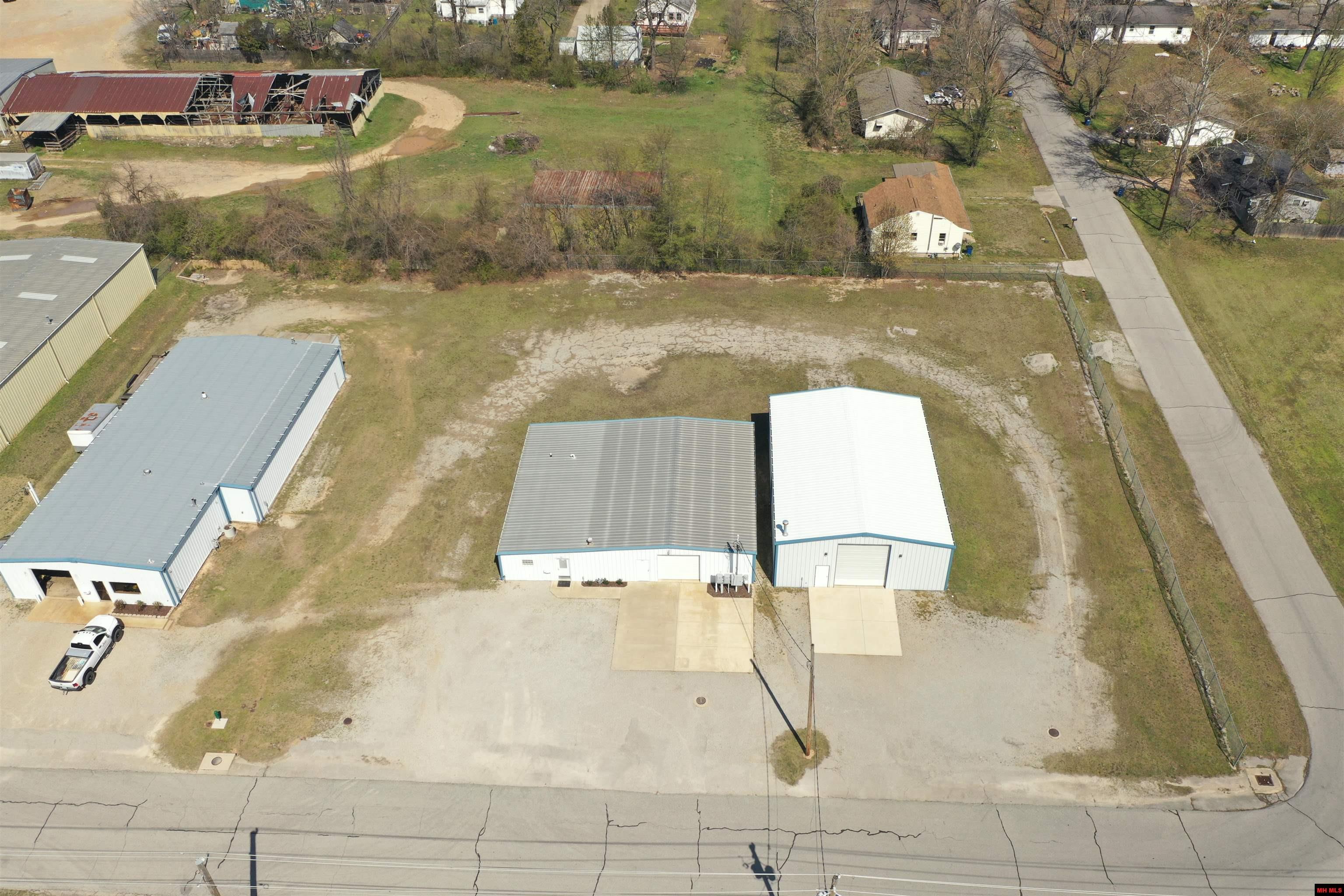 217/221 E 13TH STREET Mountain Home, AR