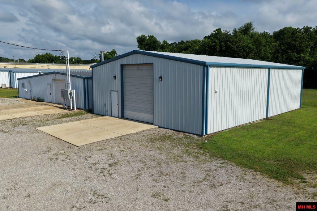 217/221 E 13TH STREET Mountain Home, AR